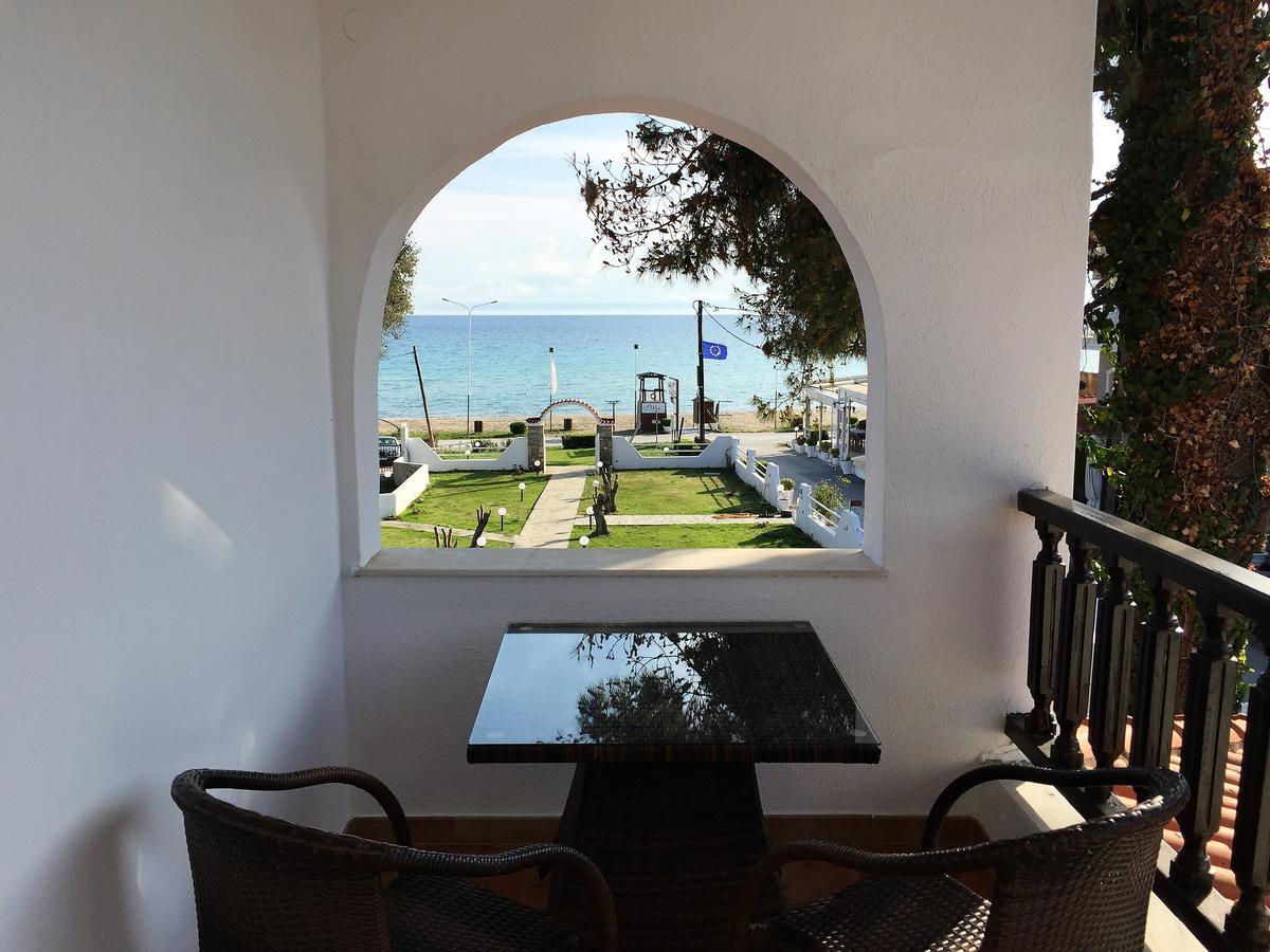 Nea Kallikrateia Georgalas Sun Beach Rooms מראה חיצוני תמונה